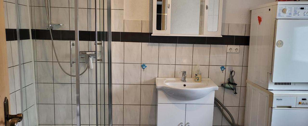 Unterwegszuhause Lägenhet Solingen Exteriör bild